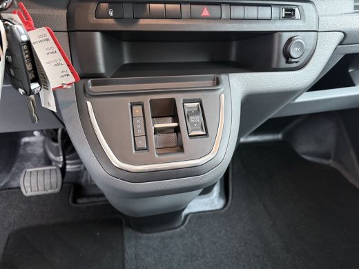 Fiat E-Scudo L3H1 50kWh DUBBELE CABINE BLACK EDITION | Achterdeuren met ruiten | Airco | Metaalkleur ActivLease financial lease