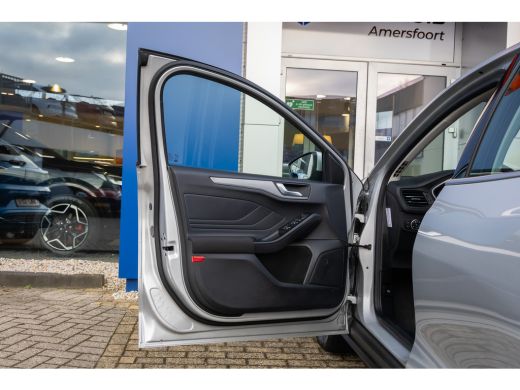 Ford Focus 1.0 EcoBoost Titanium | Apple Carplay/Android auto | Stoel/Stuur verwarming | Navigatiesysteem fu... ActivLease financial lease