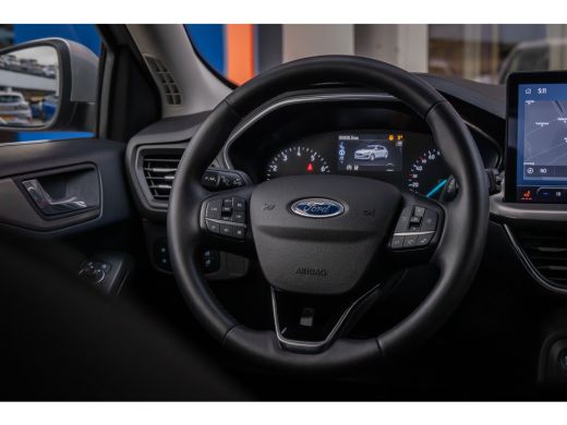 Ford Focus 1.0 EcoBoost Titanium | Apple Carplay/Android auto | Stoel/Stuur verwarming | Navigatiesysteem fu... ActivLease financial lease