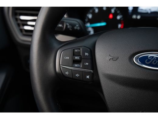 Ford Focus 1.0 EcoBoost Titanium | Apple Carplay/Android auto | Stoel/Stuur verwarming | Navigatiesysteem fu... ActivLease financial lease