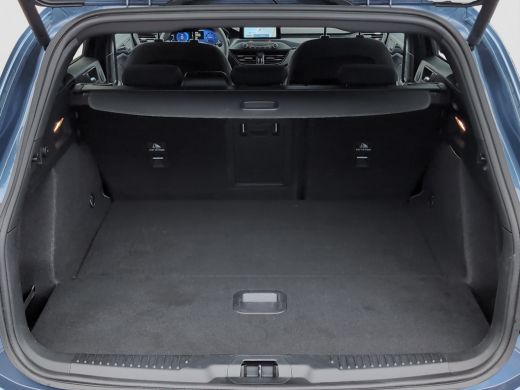 Ford Focus Wagon 2.0 EcoBlue ST Line X | Trekhaak | Adap. Cruise control | Apple Carplay | Winterpack | HUD ... ActivLease financial lease