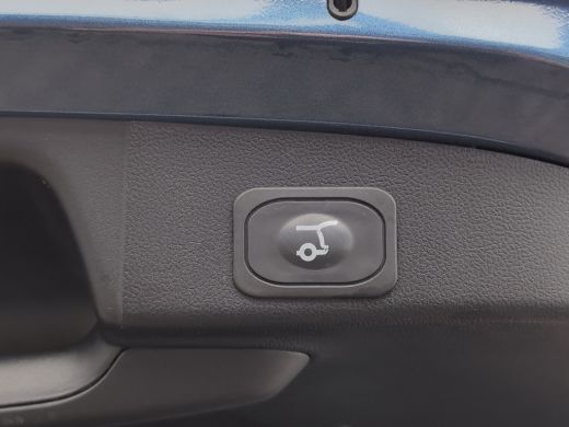 Ford Focus Wagon 2.0 EcoBlue ST Line X | Trekhaak | Adap. Cruise control | Apple Carplay | Winterpack | HUD ... ActivLease financial lease