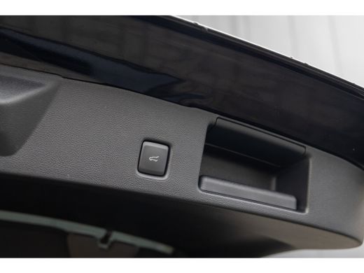 Ford Kuga 2.5 PHEV ST-Line X | Black-pack | Matrix LED | Panoramadak | Elec. trekhaak | 20'' | Winter-pack ... ActivLease financial lease