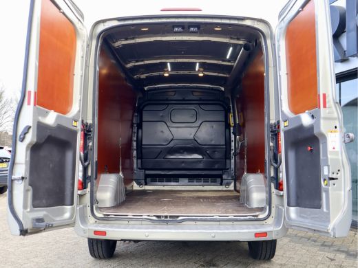 Ford Transit 330 2.0 TDCI AUTOMAAT L3H2 Trend ActivLease financial lease