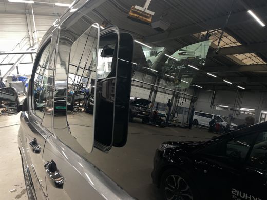 Ford Transit Custom 320 2.5 PHEV L2H1 MS-RT DC 233PK 2 Elektrische schuifdeuren | Inklapbare trekhaak | Stuurwielverw... ActivLease financial lease