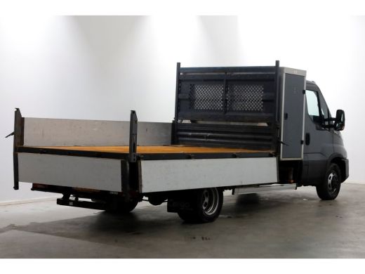 Iveco Daily 35C18 3.0 180pk HiMatic Automaat 3-Zijdige Kipper Trekhaak 3500kg 10-2021 ActivLease financial lease