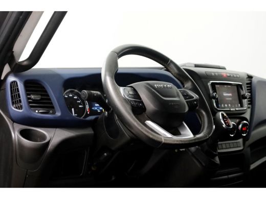 Iveco Daily 35C18 3.0 180pk HiMatic Automaat 3-Zijdige Kipper Trekhaak 3500kg 10-2021 ActivLease financial lease