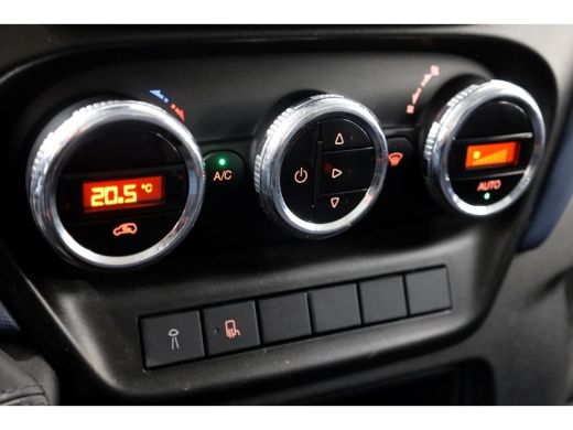 Iveco Daily 35C18 3.0 180pk HiMatic Automaat 3-Zijdige Kipper Trekhaak 3500kg 10-2021 ActivLease financial lease