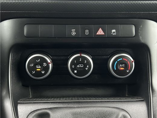 Mercedes-Benz Citan 110 CDI / L1H1 / 1e EIG. / 59.832 !! / AIRCO / CRUISE / NAVI / CAMERA / APPLE CARPLAY ActivLease financial lease