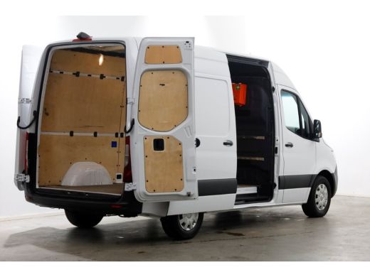 Mercedes-Benz Sprinter 316 CDI 163pk RWD L2H2 7G Automaat LED/ACC/Camera 03-2020 ActivLease financial lease