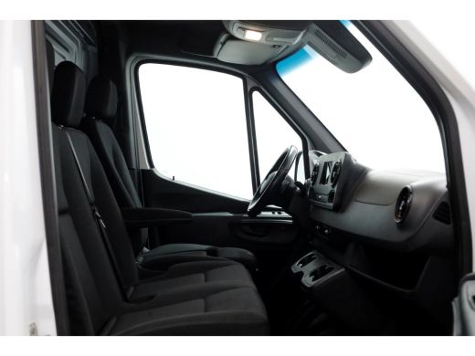 Mercedes-Benz Sprinter 316 CDI 163pk RWD L2H2 7G Automaat LED/ACC/Camera 03-2020 ActivLease financial lease