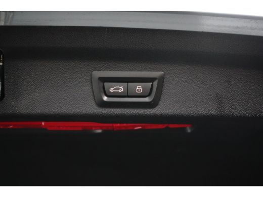 Mini Countryman 1.5 Cooper S E ALL4 Chili | Achterbank in delen neerklapbaar | Achteruitrijcamera | Apple Carplay... ActivLease financial lease