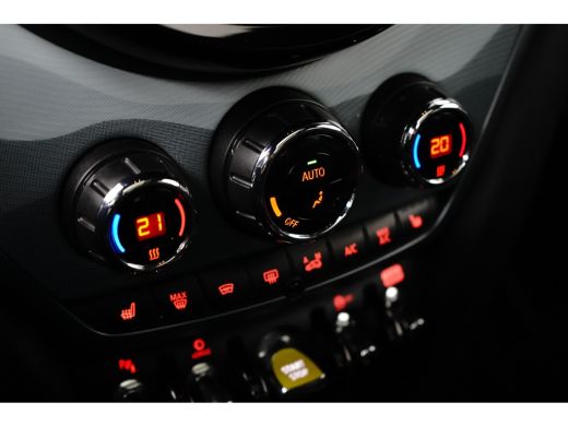Mini Countryman 1.5 Cooper S E ALL4 Chili | Achterbank in delen neerklapbaar | Achteruitrijcamera | Apple Carplay... ActivLease financial lease