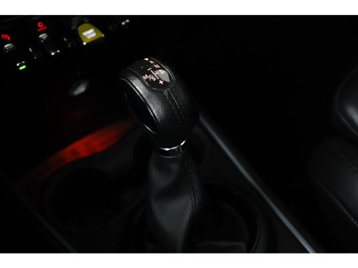 Mini Countryman 1.5 Cooper S E ALL4 Chili | Achterbank in delen neerklapbaar | Achteruitrijcamera | Apple Carplay... ActivLease financial lease