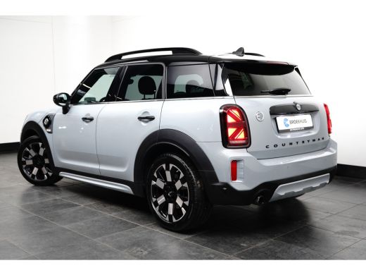 Mini Countryman 1.5 Cooper S E ALL4 Chili | Achterbank in delen neerklapbaar | Achteruitrijcamera | Apple Carplay... ActivLease financial lease