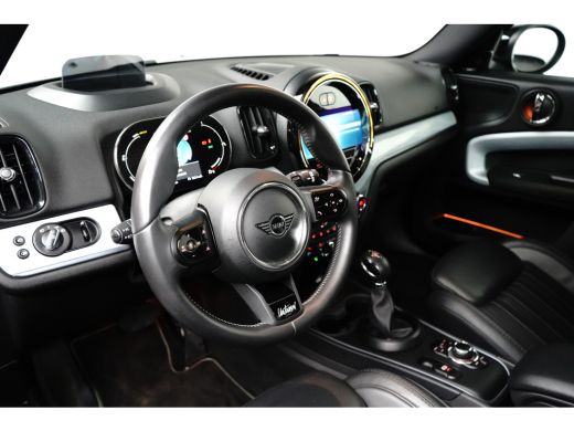 Mini Countryman 1.5 Cooper S E ALL4 Chili | Achterbank in delen neerklapbaar | Achteruitrijcamera | Apple Carplay... ActivLease financial lease