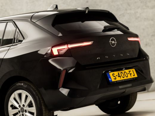 Opel Astra 1.2 Sport (APPLE CARPLAY, GROOT NAVI, GETINT GLAS, PARKEERSENSOREN, SPORTSTOELEN, CRUISE, ARMSTEU... ActivLease financial lease