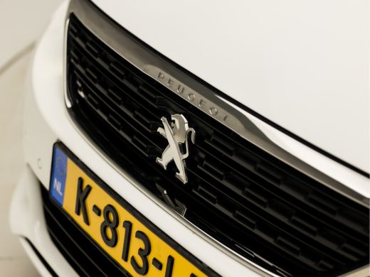 Peugeot 308 1.2 PureTech Sport (VIRTUAL COCKPIT, APPLE CARPLAY, GROOT NAVI, PARKEERSENSOREN, SPORTSTOELEN, LM... ActivLease financial lease