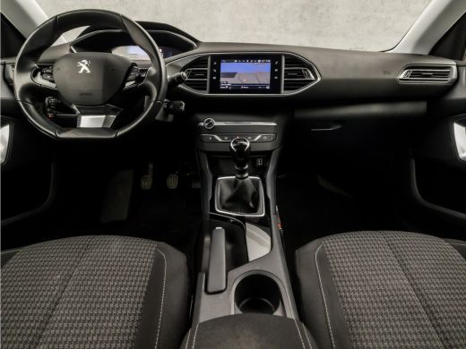 Peugeot 308 1.2 PureTech Sport (VIRTUAL COCKPIT, APPLE CARPLAY, GROOT NAVI, PARKEERSENSOREN, SPORTSTOELEN, LM... ActivLease financial lease