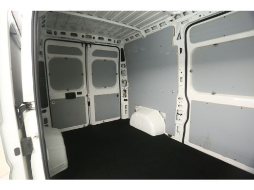 Peugeot Boxer 2.2 BlueHDi 165PK L2H2 | 3000KG Trekgew. | Airco | Cruise | Camera | Navi | Trekhaak | 2xSchuifdeur ActivLease financial lease