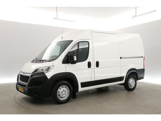 Peugeot Boxer 2.2 BlueHDi 165PK L2H2 | 3000KG Trekgew. | Airco | Cruise | Camera | Navi | Trekhaak | 2xSchuifdeur ActivLease financial lease