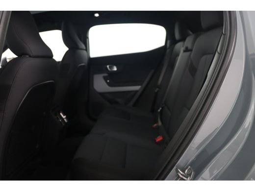 Polestar 2 Long Range Dual Motor Launch Edition 78kWh | SOH 92% | 1e Eigenaar! | Trekhaak | Panoramadak | Me... ActivLease financial lease