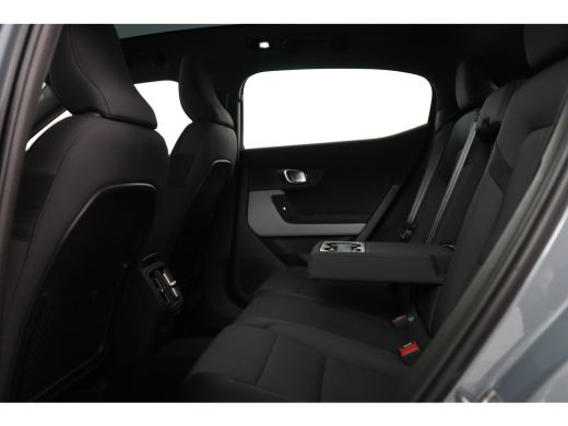 Polestar 2 Long Range Dual Motor Launch Edition 78kWh | SOH 92% | 1e Eigenaar! | Trekhaak | Panoramadak | Me... ActivLease financial lease