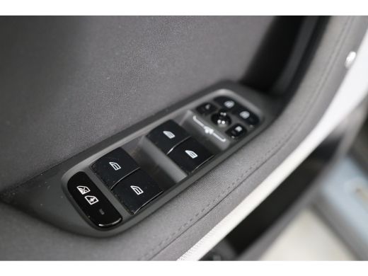 Polestar 2 Long Range Dual Motor Launch Edition 78kWh | SOH 92% | 1e Eigenaar! | Trekhaak | Panoramadak | Me... ActivLease financial lease