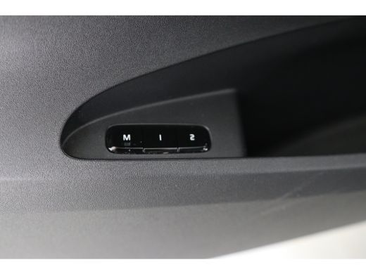 Polestar 2 Long Range Dual Motor Launch Edition 78kWh | SOH 92% | 1e Eigenaar! | Trekhaak | Panoramadak | Me... ActivLease financial lease