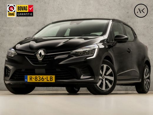 Renault Clio 1.0 TCe 90 Equilibre Sport (APPLE CARPLAY, GROOT NAVI, LM VELGEN, PARKEERSENSOREN, SPORTSTOELEN, ...
