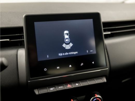 Renault Clio 1.0 TCe 90 Equilibre Sport (APPLE CARPLAY, GROOT NAVI, LM VELGEN, PARKEERSENSOREN, SPORTSTOELEN, ... ActivLease financial lease