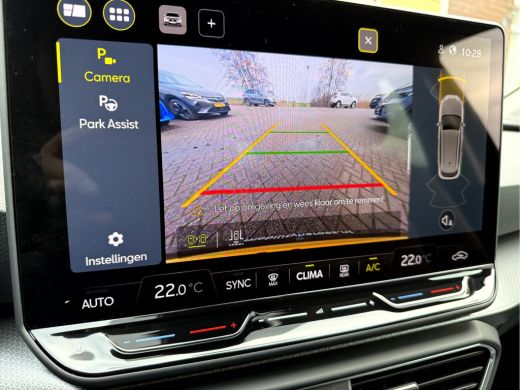 Seat Leon Sportstourer 1.5 TSI Style Business Intense Camera, App Connect, Led ActivLease financial lease