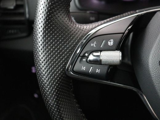 Skoda Karoq 1.5 TSI Sportline | Panoramadak | Stoelverwarming | Virtual Cockpit | Adaptive cruise | Canton Au... ActivLease financial lease