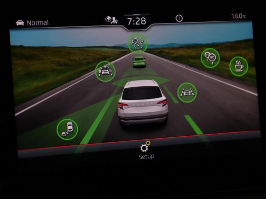 Skoda Karoq 1.5 TSI Sportline | Panoramadak | Stoelverwarming | Virtual Cockpit | Adaptive cruise | Canton Au... ActivLease financial lease