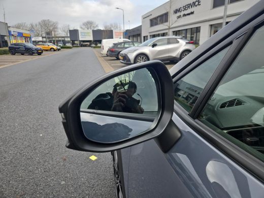 Toyota Corolla Cross Hybrid 180 GR Sport ActivLease financial lease