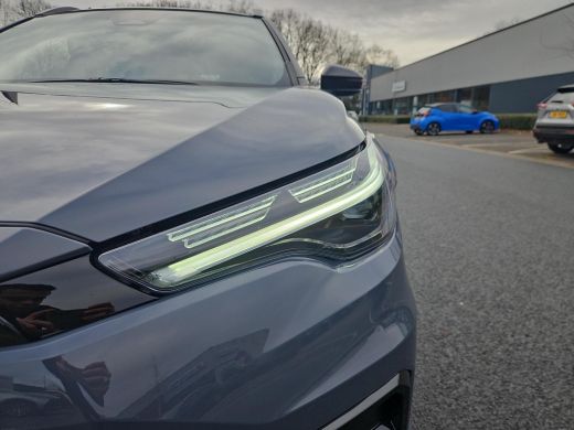 Toyota Corolla Cross Hybrid 180 GR Sport ActivLease financial lease