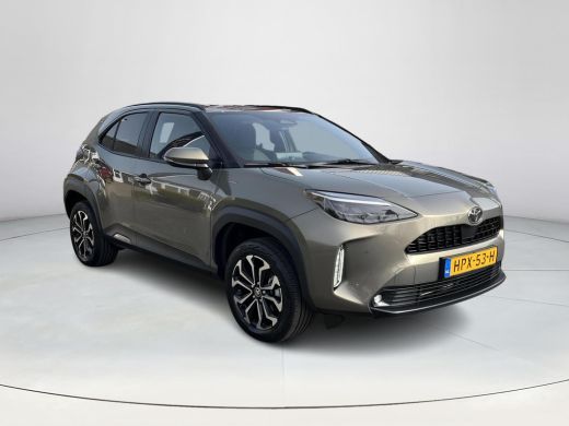 Toyota Yaris Cross 1.5 Hybrid 115 First Edition | Parkeersensoren | Stoel- stuurverwarming | Navigatie | LED koplamp... ActivLease financial lease