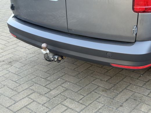 Volkswagen Caddy 2.0 TDI L2H1 Euro 6 BMT Maxi Trekhaak/Airco ActivLease financial lease