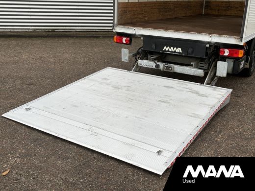 Volkswagen Crafter 2.0TDI 177PK Bakwagen Laadklep 750kg Lat om Lat Trekhaak Zijdeur Lederen bekleding Airco ActivLease financial lease