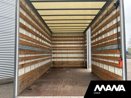 Volkswagen Crafter 2.0TDI 177PK Bakwagen Laadklep 750kg Lat om Lat Trekhaak Zijdeur Lederen bekleding Airco ActivLease financial lease