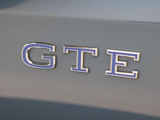 Volkswagen Golf 1.5 TSi 272 Pk Automaat eHybrid GTE | Panoramadak | Matrix LED | Head-Up Display | Stoel- & Stuur... ActivLease financial lease