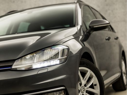 Volkswagen Golf Variant 1.5 TSI Comfortline Automaat (APPLE CARPLAY, GROOT NAVI, CAMERA, CLIMATE, STOELVERWARMING... ActivLease financial lease