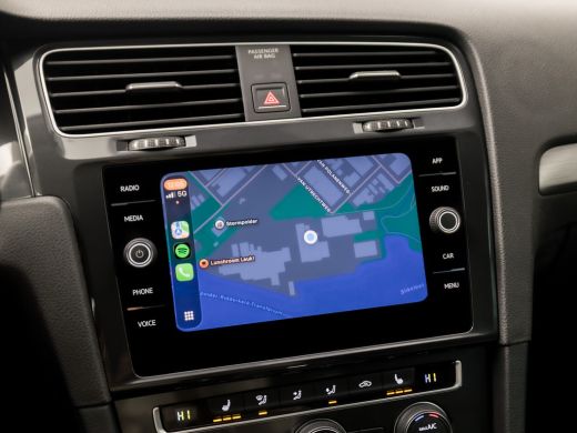 Volkswagen Golf Variant 1.5 TSI Comfortline Automaat (APPLE CARPLAY, GROOT NAVI, CAMERA, CLIMATE, STOELVERWARMING... ActivLease financial lease