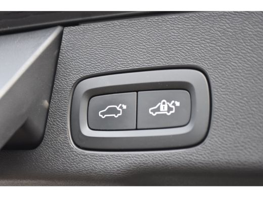 Volvo  XC60 B5 Inscription | Trekhaak |  Blond Leather | 19" | ActivLease financial lease