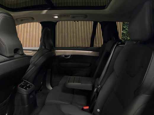 Volvo  XC90 T8 AWD Recharge Ultra Dark | Luchtvering | 360&deg; Camera | Head-Up Display | Harman Kardon | 455pk ... ActivLease financial lease