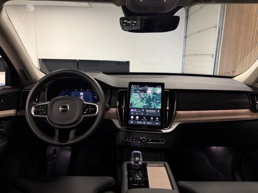 Volvo  XC90 T8 AWD Recharge Ultra Dark | Luchtvering | 360&deg; Camera | Head-Up Display | Harman Kardon | 455pk ... ActivLease financial lease