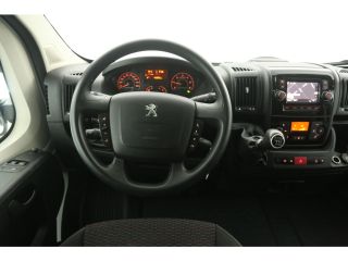 Peugeot Boxer 2.2 BlueHDi 165PK L2H2 | 3000KG Trekgew. | Airco | Cruise | Camera | Navi | Trekhaak | 2xSchuifdeur