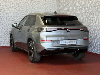 Volkswagen T-Roc 1.5 eTsi 150PK R-LINE EDITION BLACK STYLE IQ LED/GRIL/LOGO STOEL/STUUR.VERW ELEK.KLEP 2026