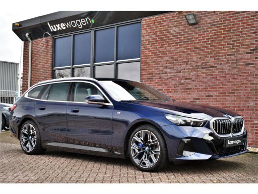 BMW i5 eDrive40 M-Sport Pano Adp-demping B&W Comfzetel+Vent 20inch ActivLease financial lease