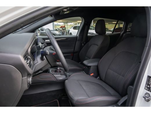 Ford Focus 1.0 EcoBoost Hybrid ST Line X Business | Trekhaak | Apple Carplay/Android Auto | Stoel/Stuur Verw... ActivLease financial lease